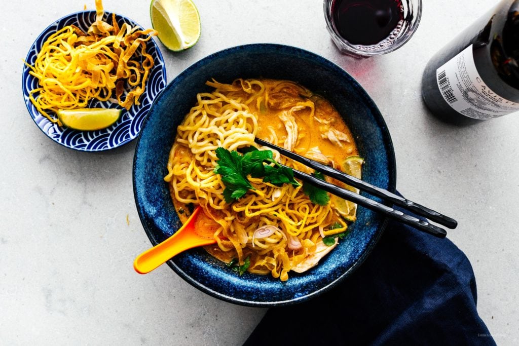 khao soi thai coconut curry noodle soup | i am a food blog