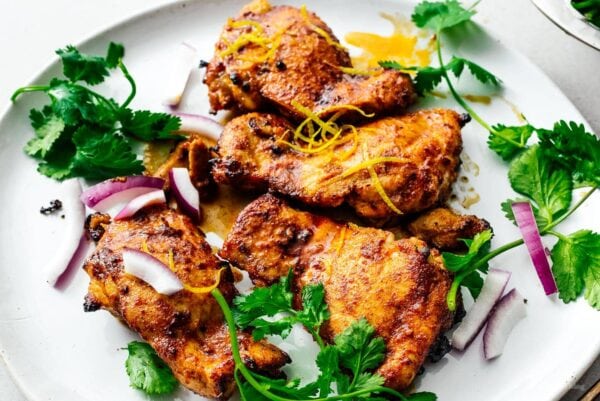 boneless air fryer chicken thighs | www.iamafoodblog.com