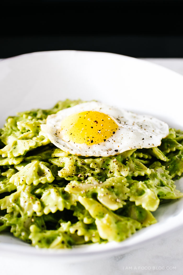 avocado pasta recipe - www.iamafoodblog.com