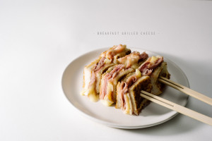 breakfast grilled cheese recipe - www.iamafoodblog.com