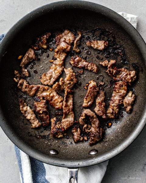 Bún Bò Xã Ớt - Vietnamese Lemongrass Beef Recipe | www.iamafoodblog.com