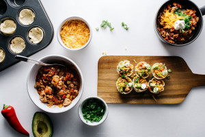 chicken chili tortilla cup recipe - www.iamafoodblog.com