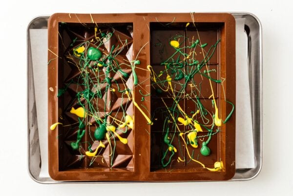 white chocolate pattern in a chocolate mold | www.iamafoodblog.com