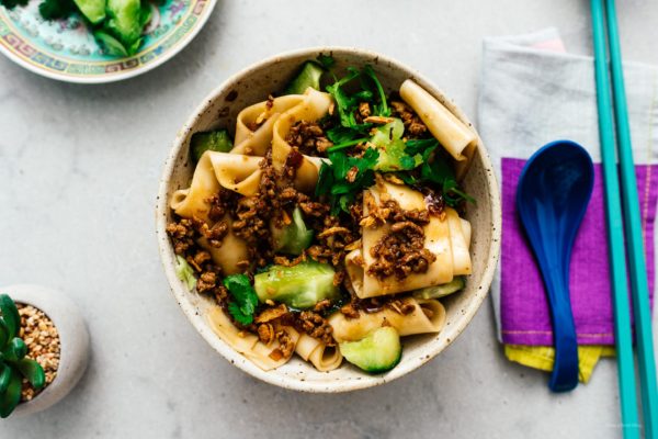 zha jiang mian | www.iamafoodblog.com