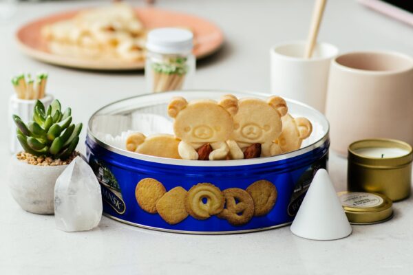 Rilakkuma Bear Hugging Almond Shortbread | www.iamafoodblog.com