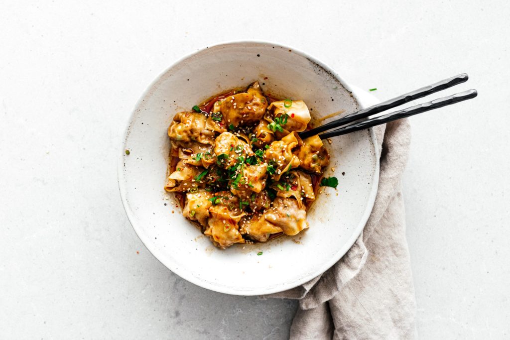 Spicy Chili Oil Wontons Recipe | www.iamafoodblog.com