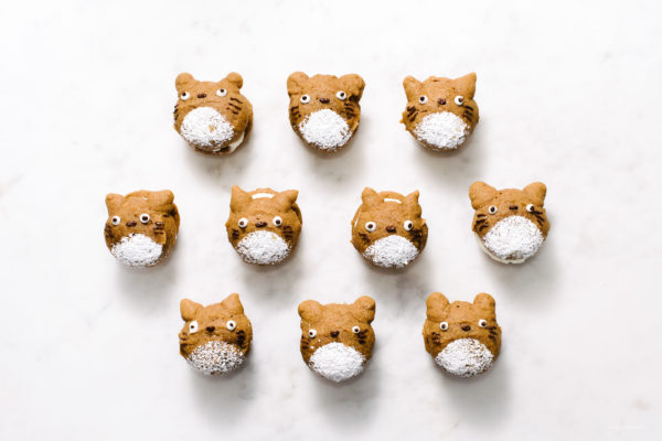 pumpkin totoro whoopie pies tutorial - www.iamafoodblog.com