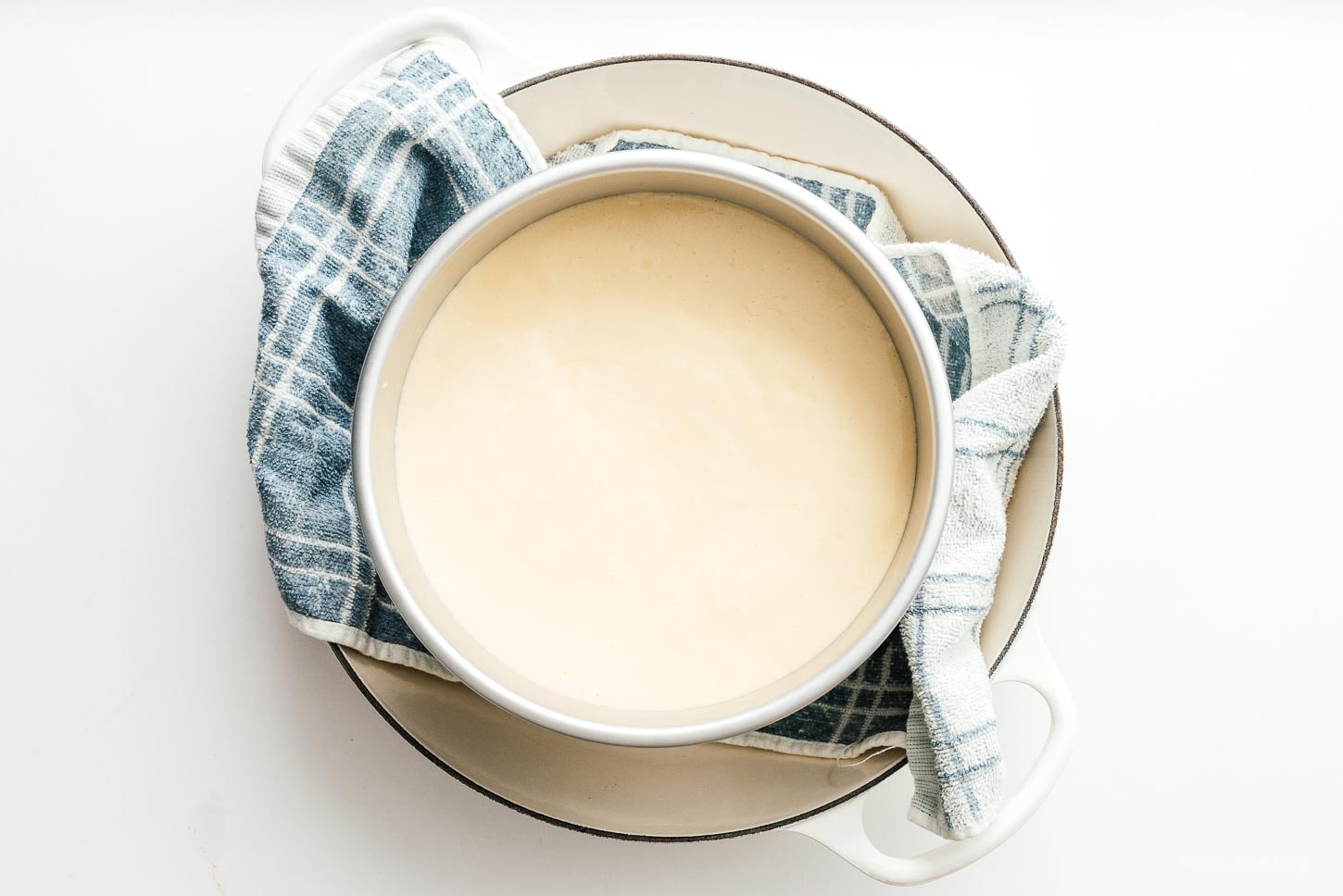 cheesecake in a water bath | www.iamafoodblog.com