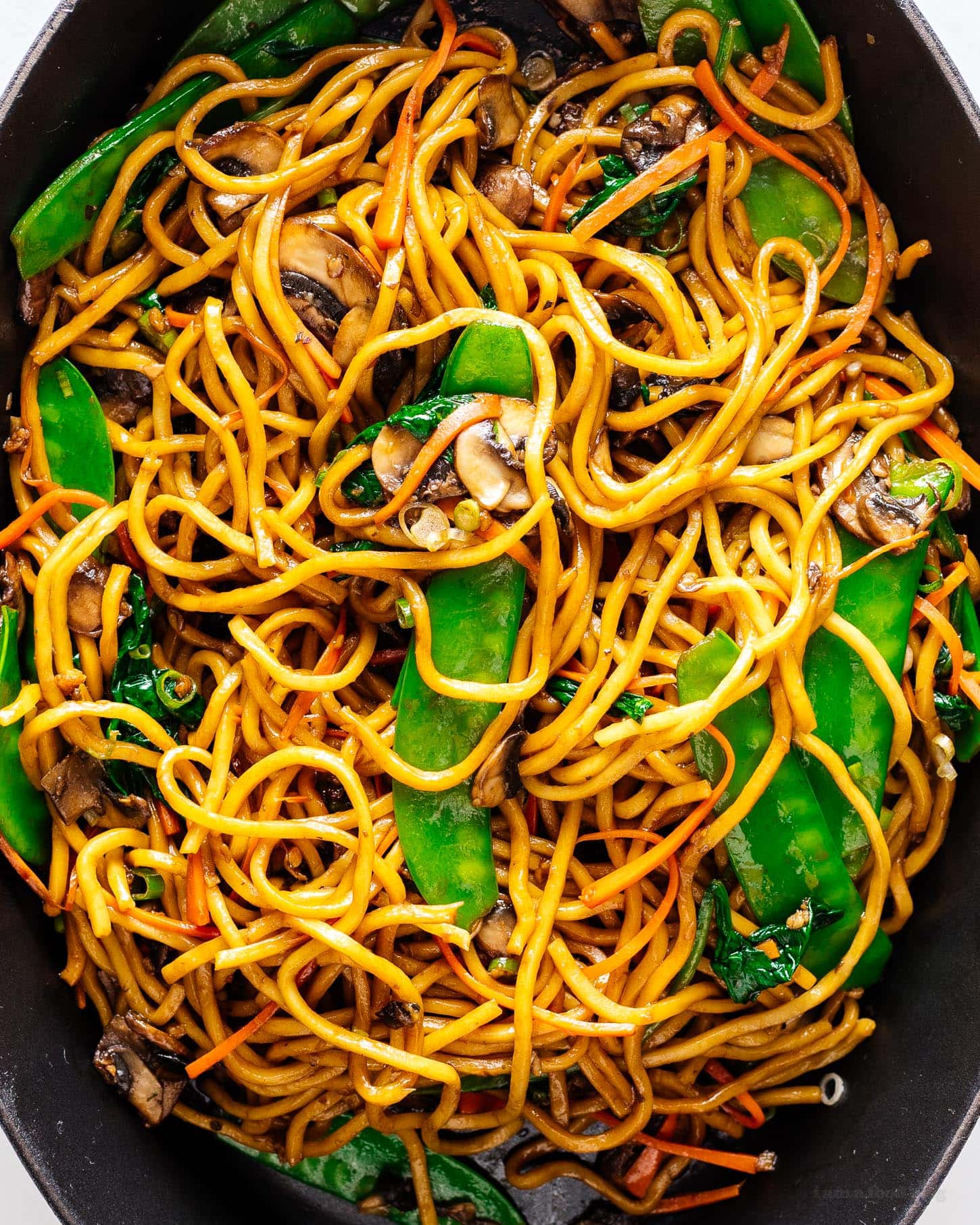 lo mein | www.iamafoodblog.com