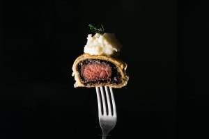 mini beef wellington recipe - www.iamafoodblog.com